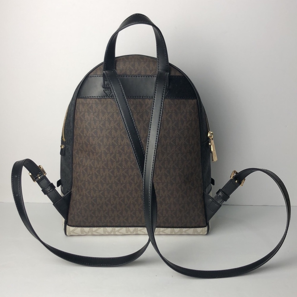 NEW Michael Kors Rhea Designer Backpack - Picture 4 of 11